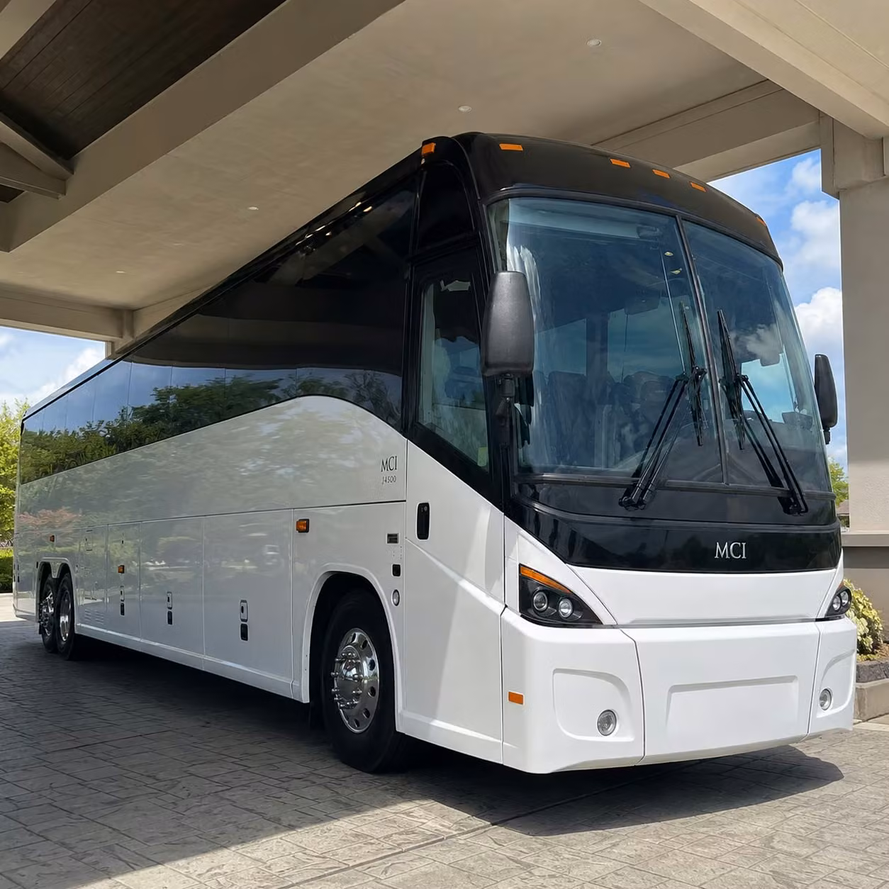 booking stillwater airport transportation for large groups and events